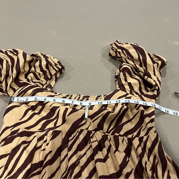 Patterned tiered maxi dress - Picture 11 of 12